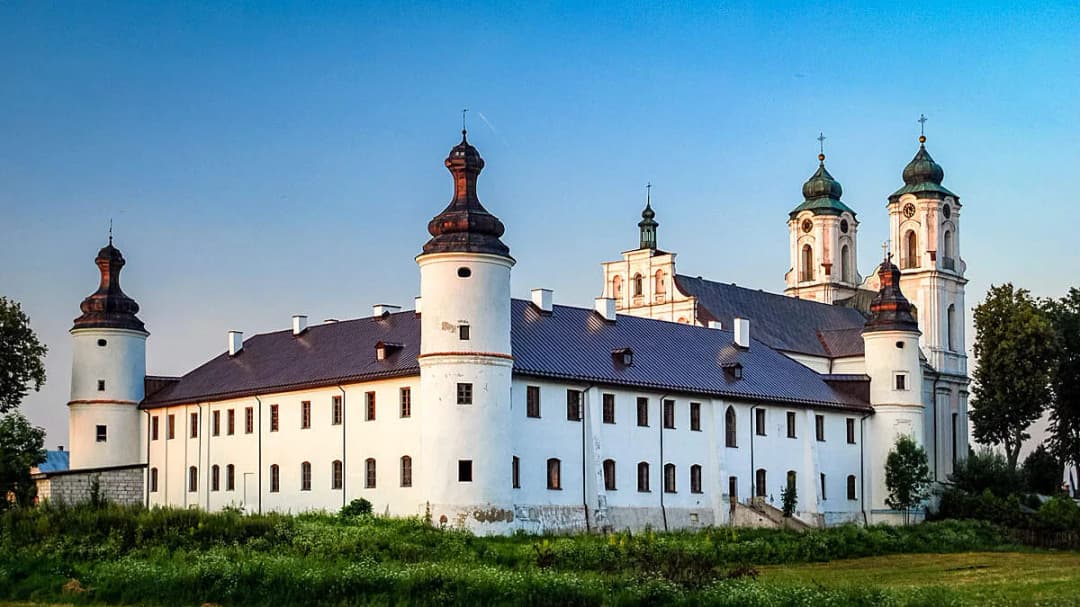 Sejny atrakcje, które zaskoczą każdego turystę i zachwycą kulturą