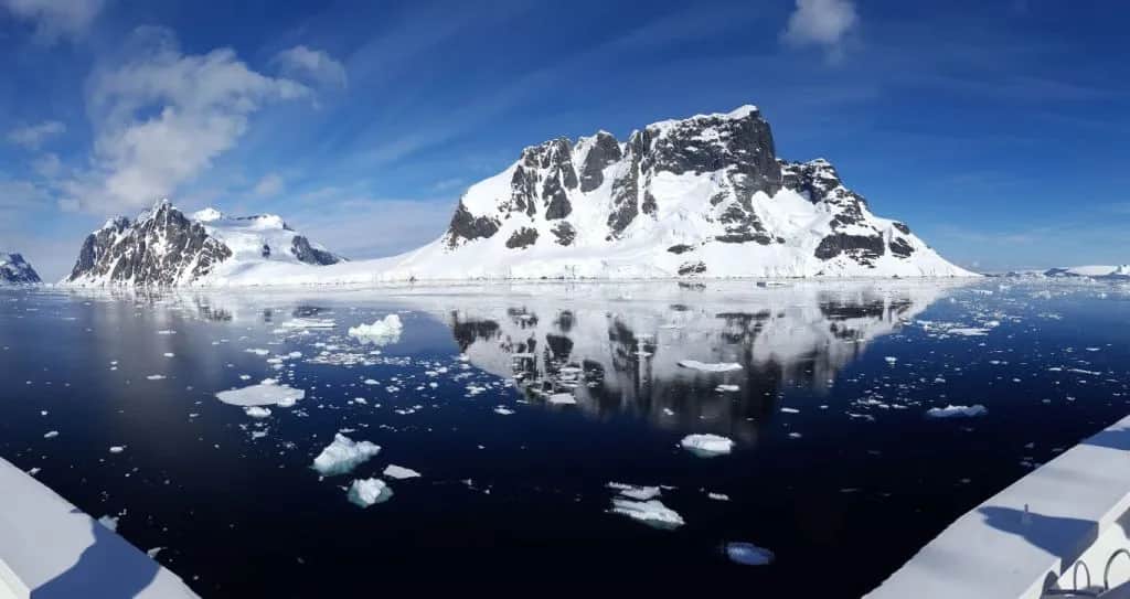 Flagi Antarktydy i innych niezwykłych miejsc. Poznaj historie
