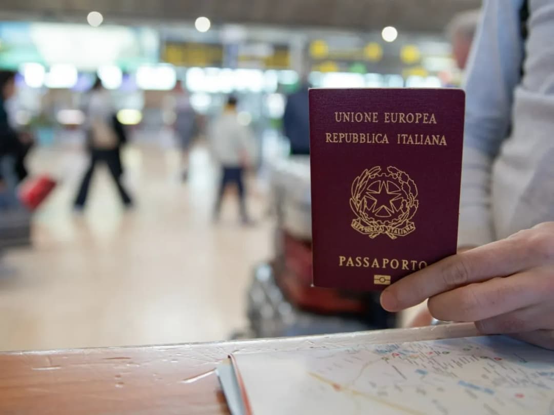 Wyspy Kanaryjskie: dowód czy paszport? Sprawdź, co potrzebujesz.