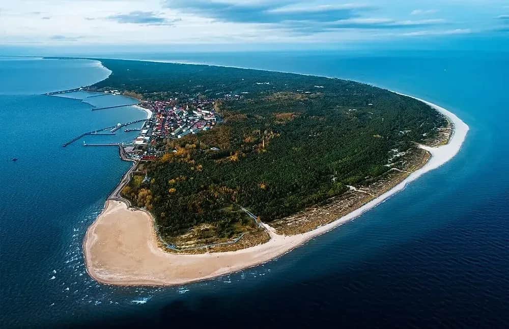 Jak dojechać z Gdańska na Hel? Sprawdź najlepsze opcje podróży