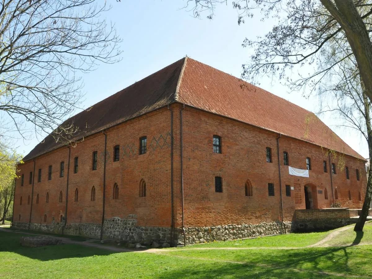 Ostróda atrakcje: najciekawsze miejsca, które musisz zobaczyć