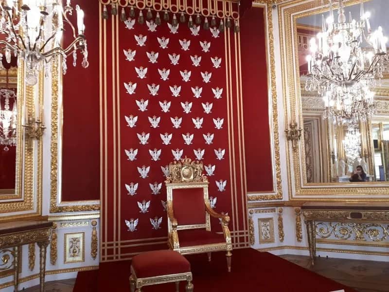 Najważniejsze pałace w Warszawie do krzyżówki – zaskakujące odpowiedzi