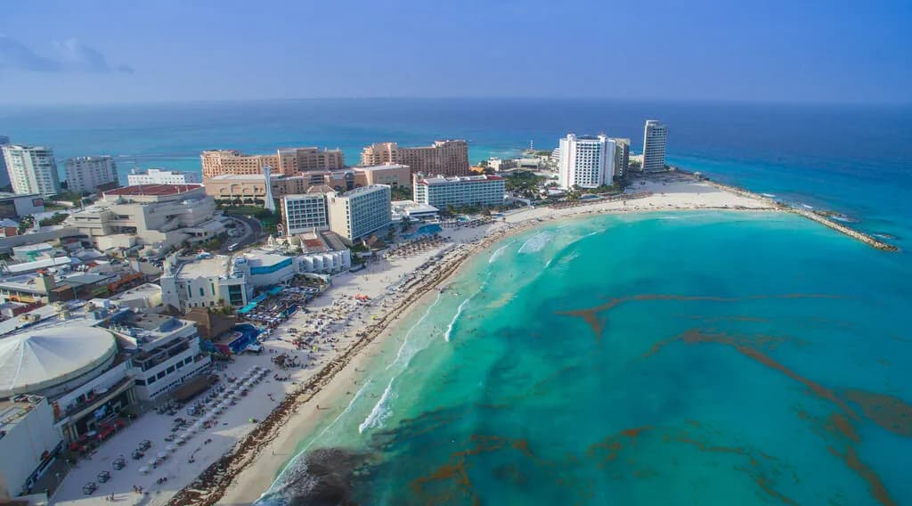 Kiedy jechać do Cancun? Najlepszy czas na wakacje w Meksyku