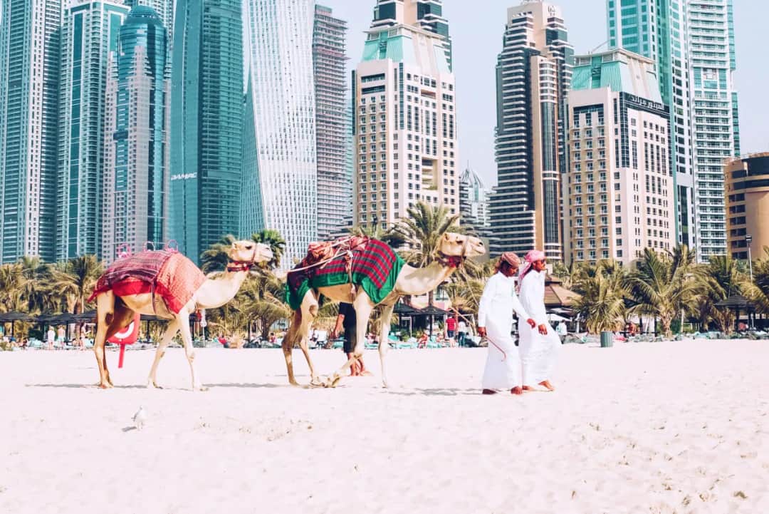 Czas lotu do Dubaju - poznaj rzeczywisty czas trwania rejsów z Polski